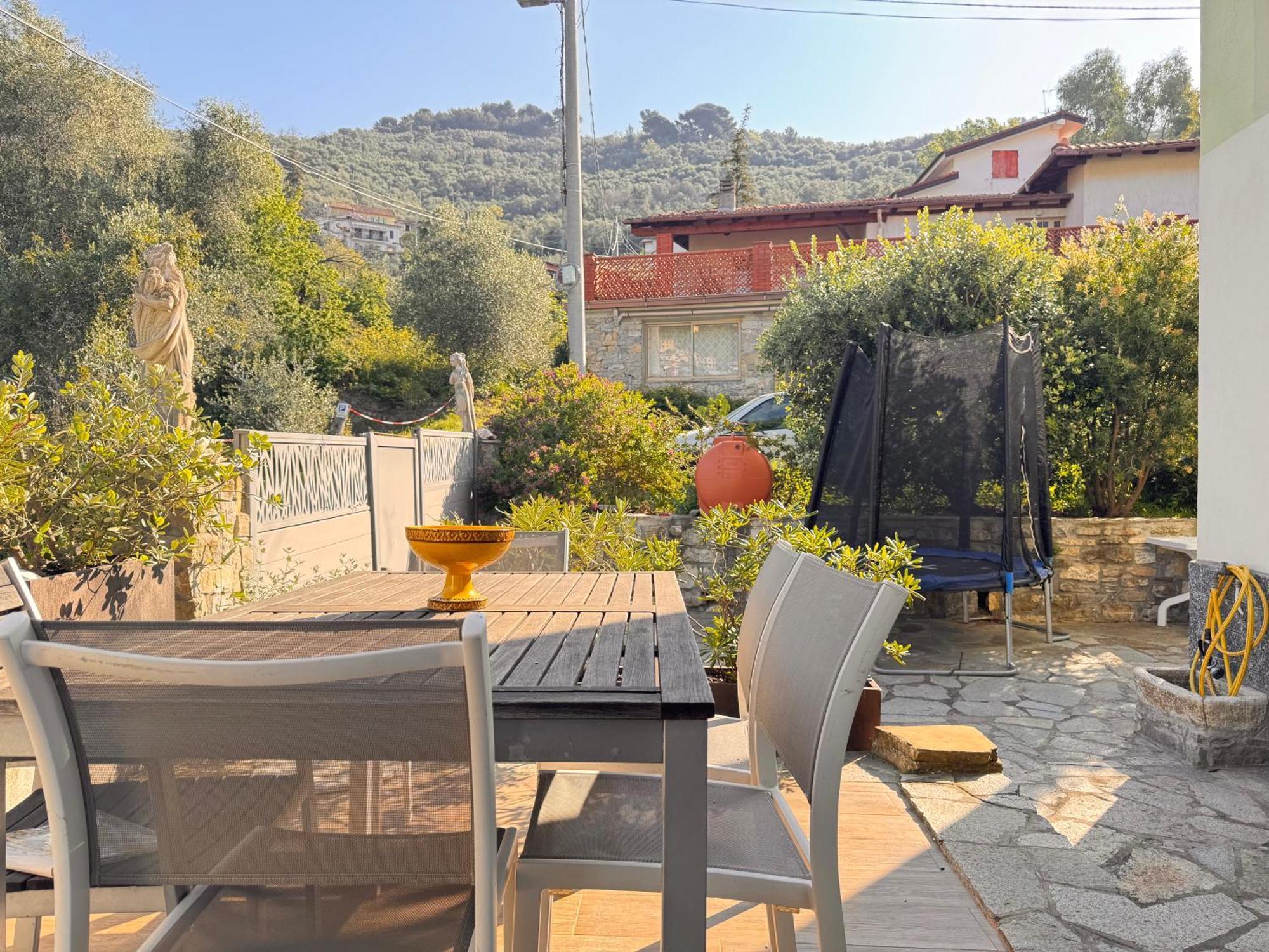 Casa Bisou Italia Wifi Et Parking Free Privato Villa Diano San Pietro ภายนอก รูปภาพ